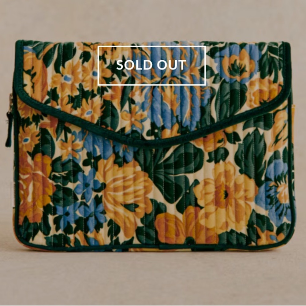 Sezane Quilted velvet Laptop Documents Case. Floral. - Picture 7 of 7